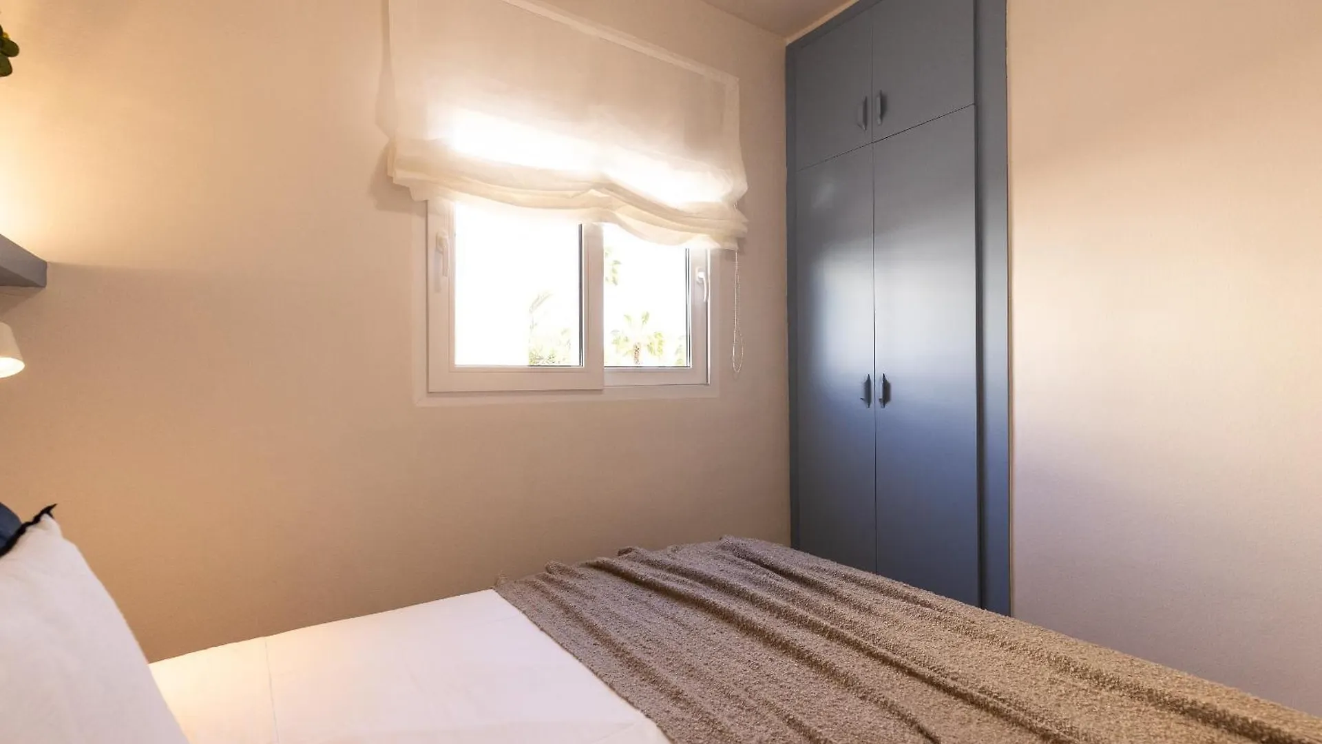 Uhc Aiguablava Family Apartments Salou